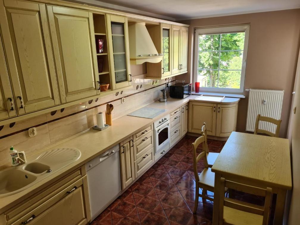 Apartament Koreczek コウォブジェク エクステリア 写真